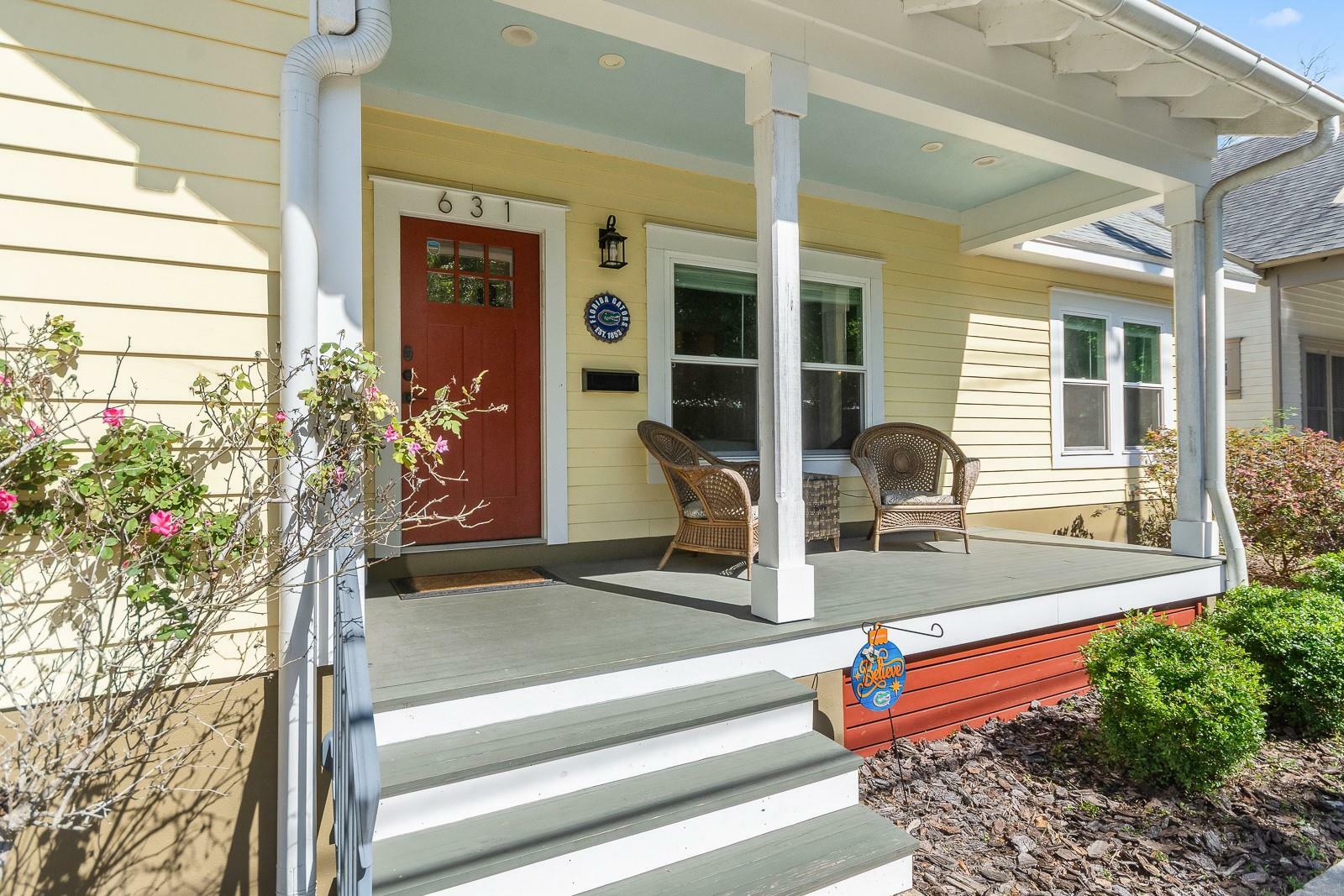 Property Photo: 631 NW 3rd Street FL 32601