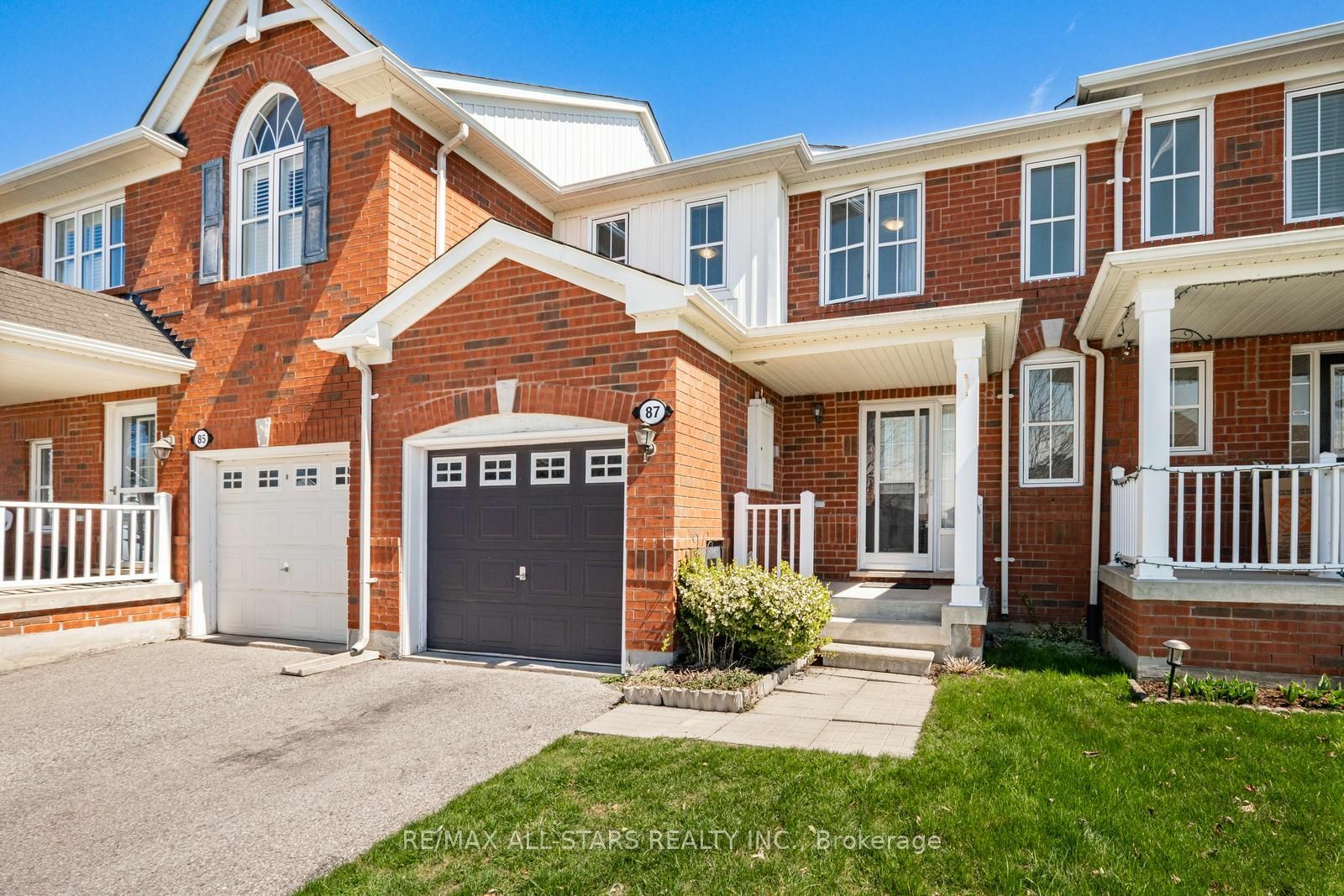 87 Jamesway Cres  Whitchurch-Stouffville ON L4A 0A5 photo