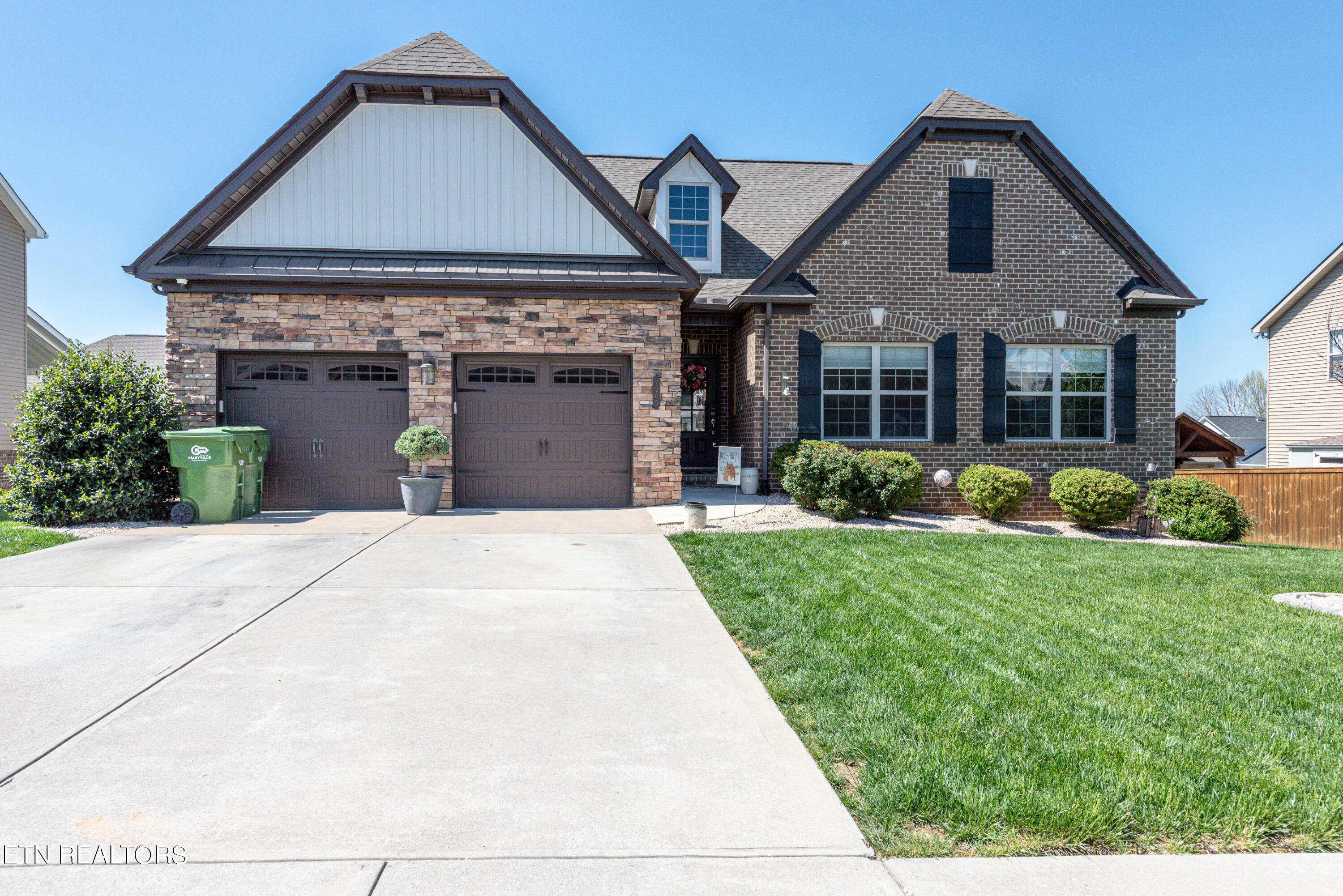 Property Photo:  2205 Scarlet Tanager St  TN 37801 