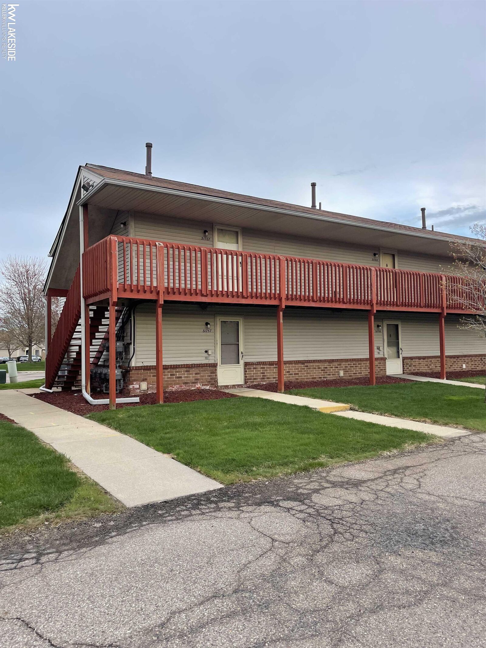 Property Photo:  31767 Nardelli #36  MI 48066 