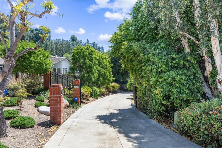 Property Photo:  11562 Vista Mar  CA 92705 