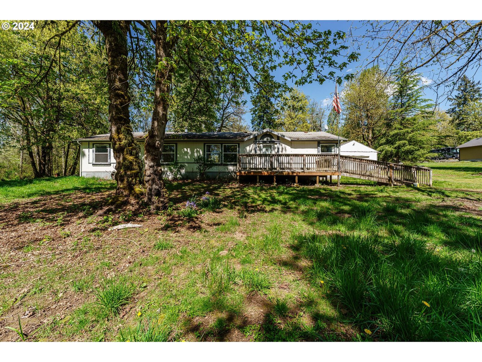 Property Photo:  5916 NE 315th St  WA 98629 