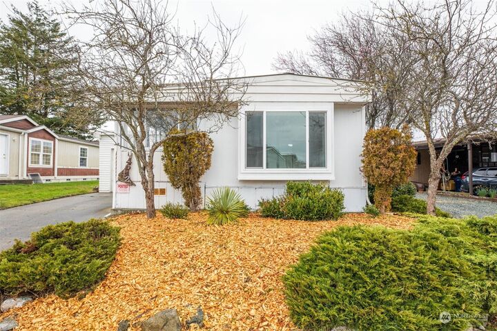 Property Photo:  4612 Yorkshire Drive  WA 98221 