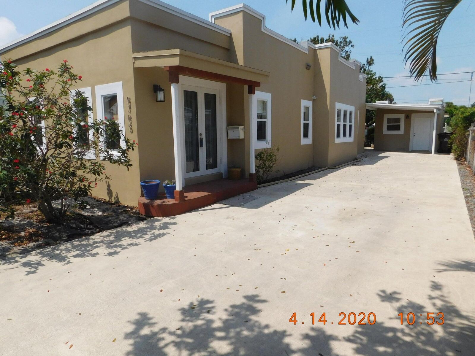 Property Photo:  5705 Garden Avenue  FL 33405 