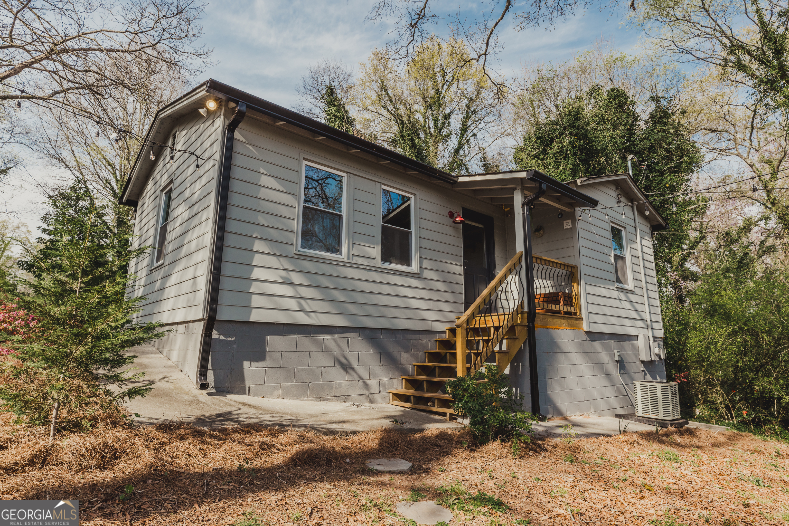 Property Photo:  505 E 13th Street SW  GA 30161 