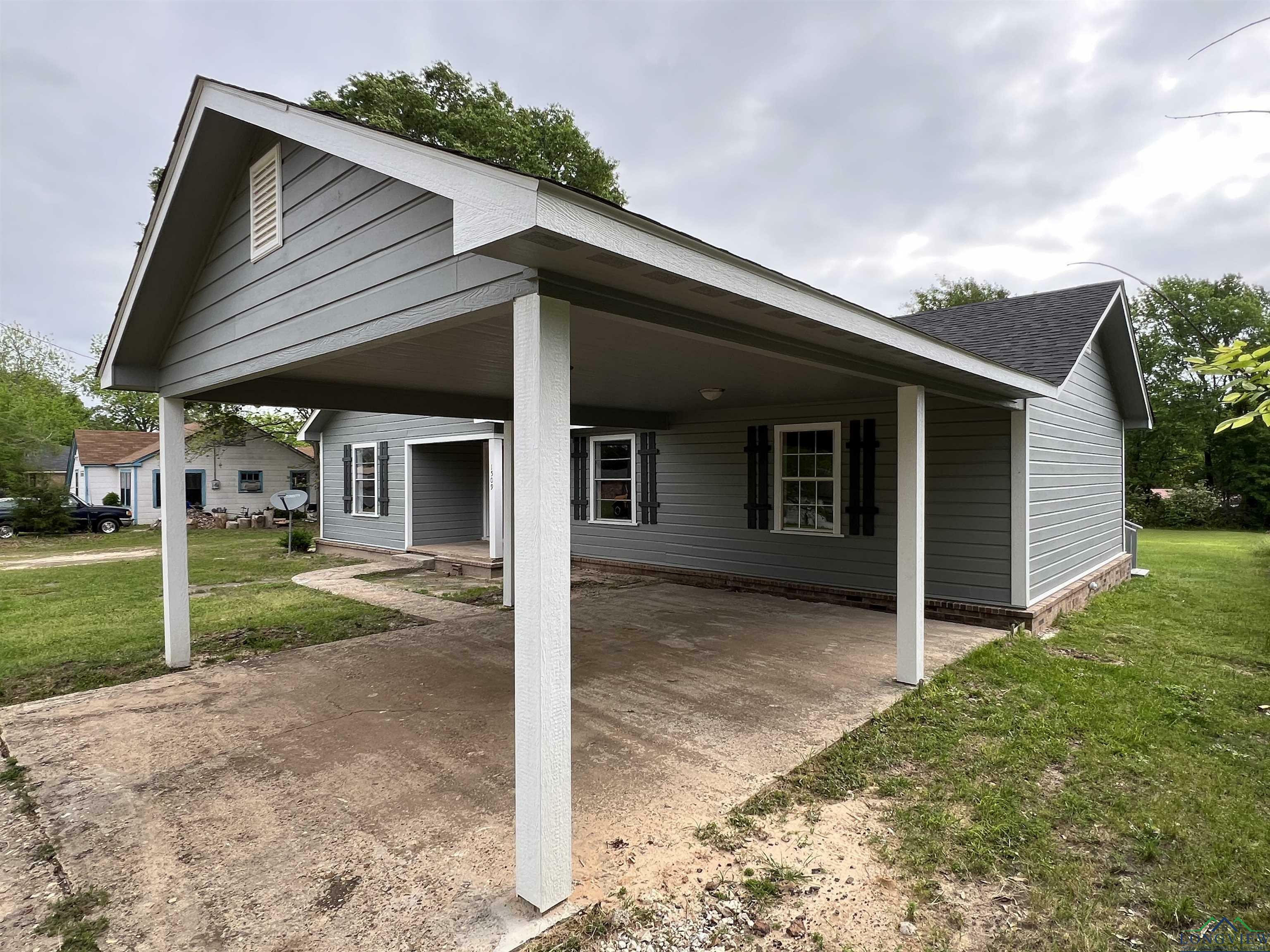 Property Photo: 1509 Nelson TX 75563