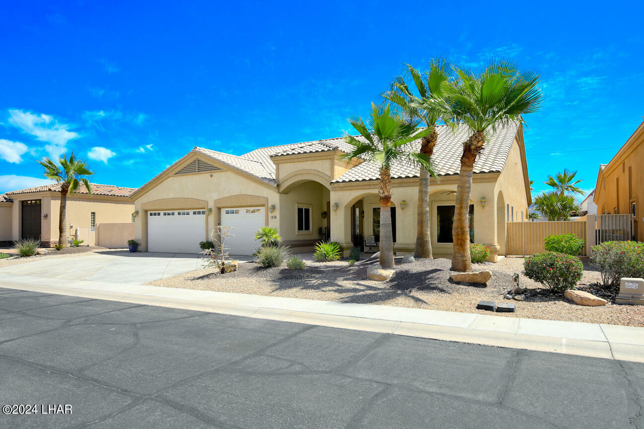 Property Photo:  1216 Vista Del Lago  AZ 86404 