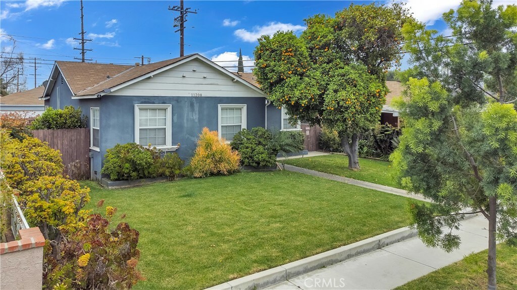 Property Photo:  11208 Lefloss Ave  CA 90650 