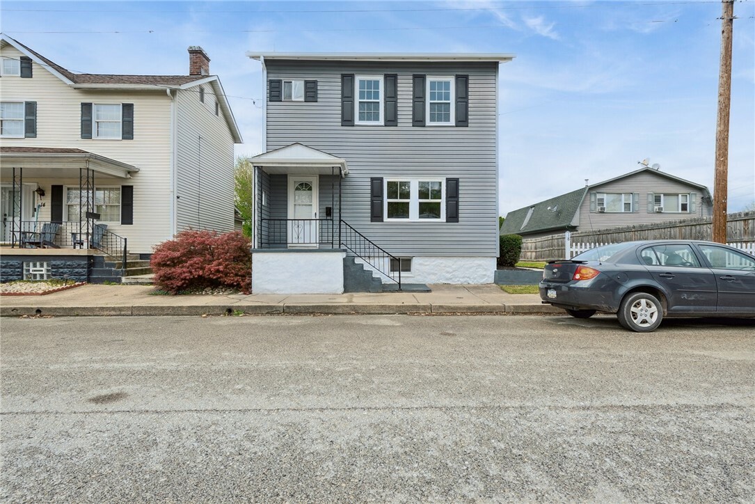 Property Photo:  18 Thompson St  PA 15650 