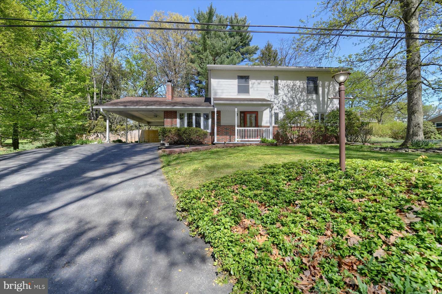 760 Shady Drive  Harrisburg PA 17111 photo