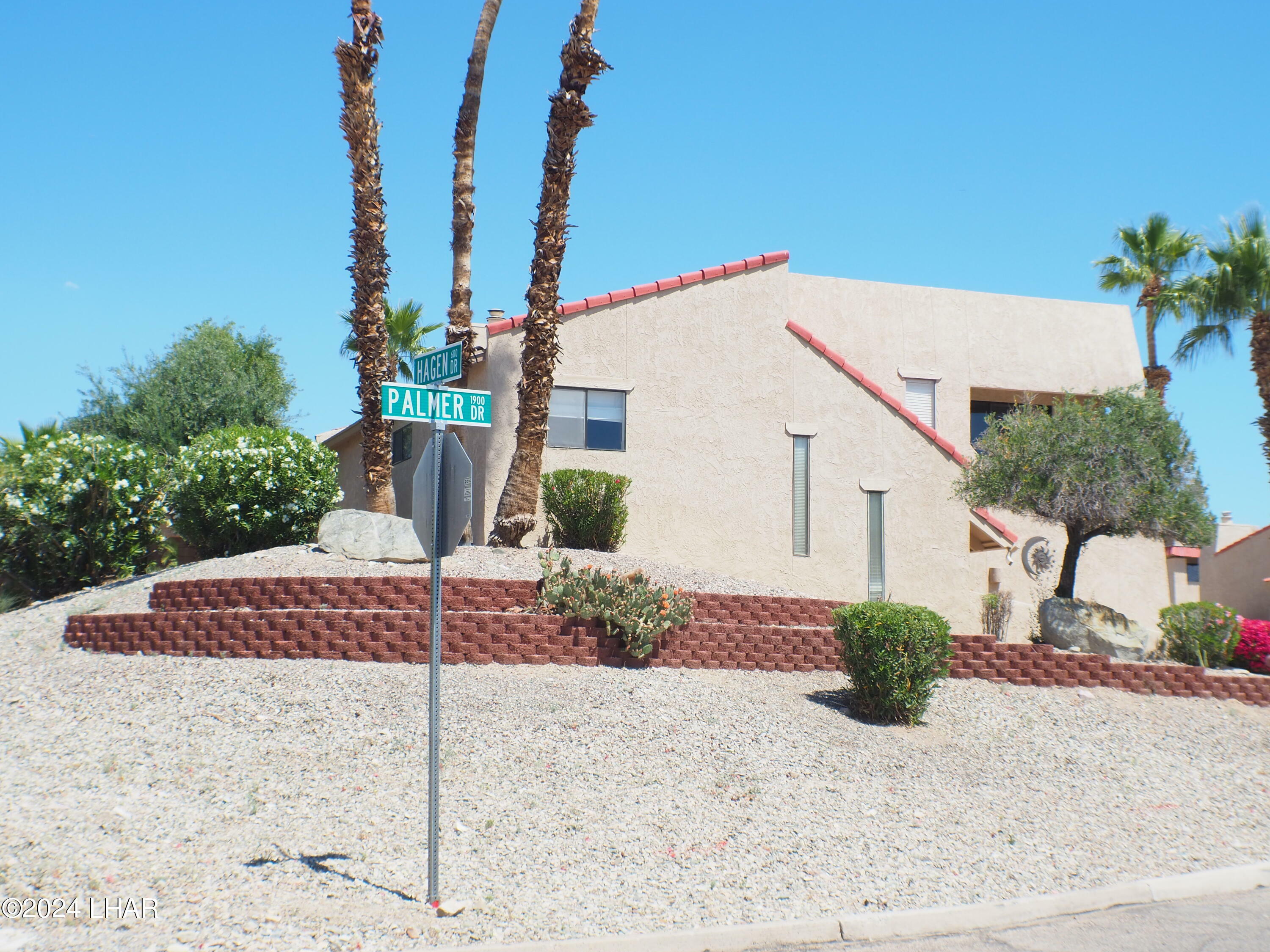 Property Photo:  1905 Palmer Dr 4  AZ 86406 