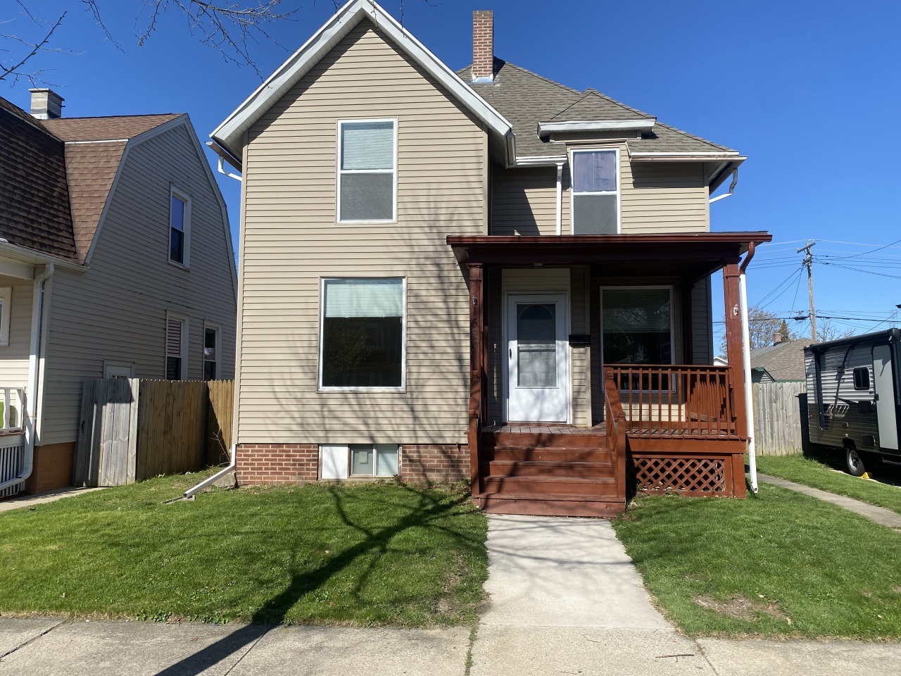 Property Photo: 1520 Grove Ave WI 53405