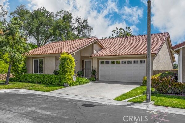 Property Photo:  23686 Ribalta  CA 92692 