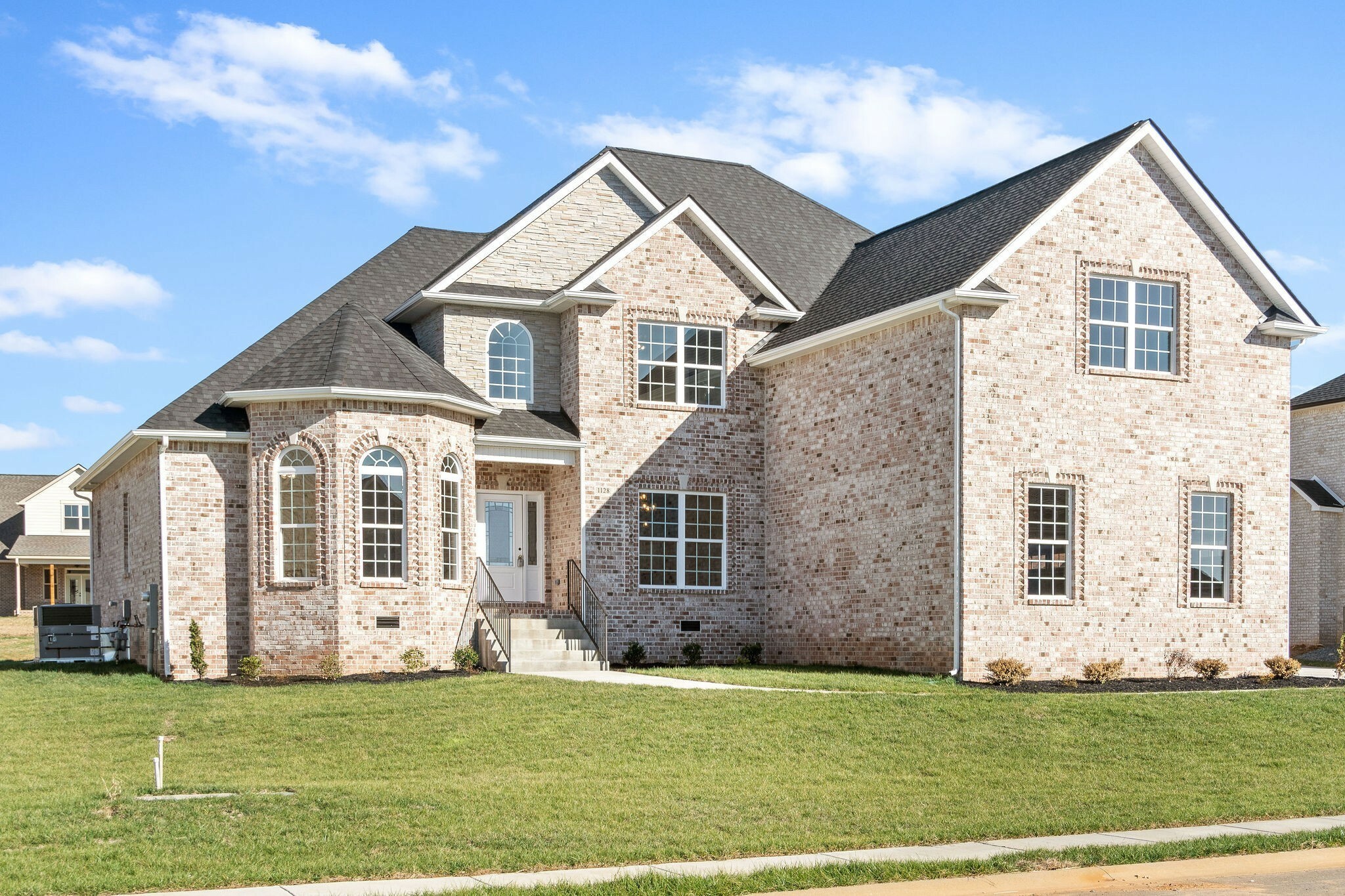 Property Photo: 1128 Archibald Dr TN 37040