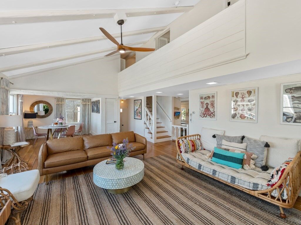 Property Photo:  8 Beach St  MA 01966 