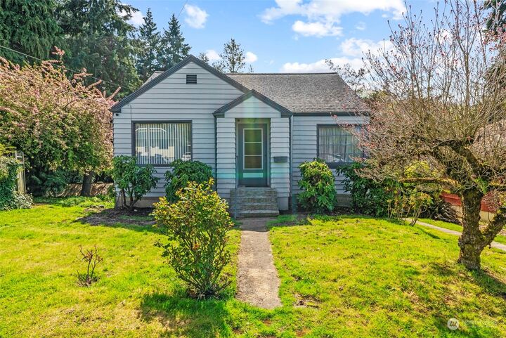 Property Photo:  502 Burcham  WA 98626 