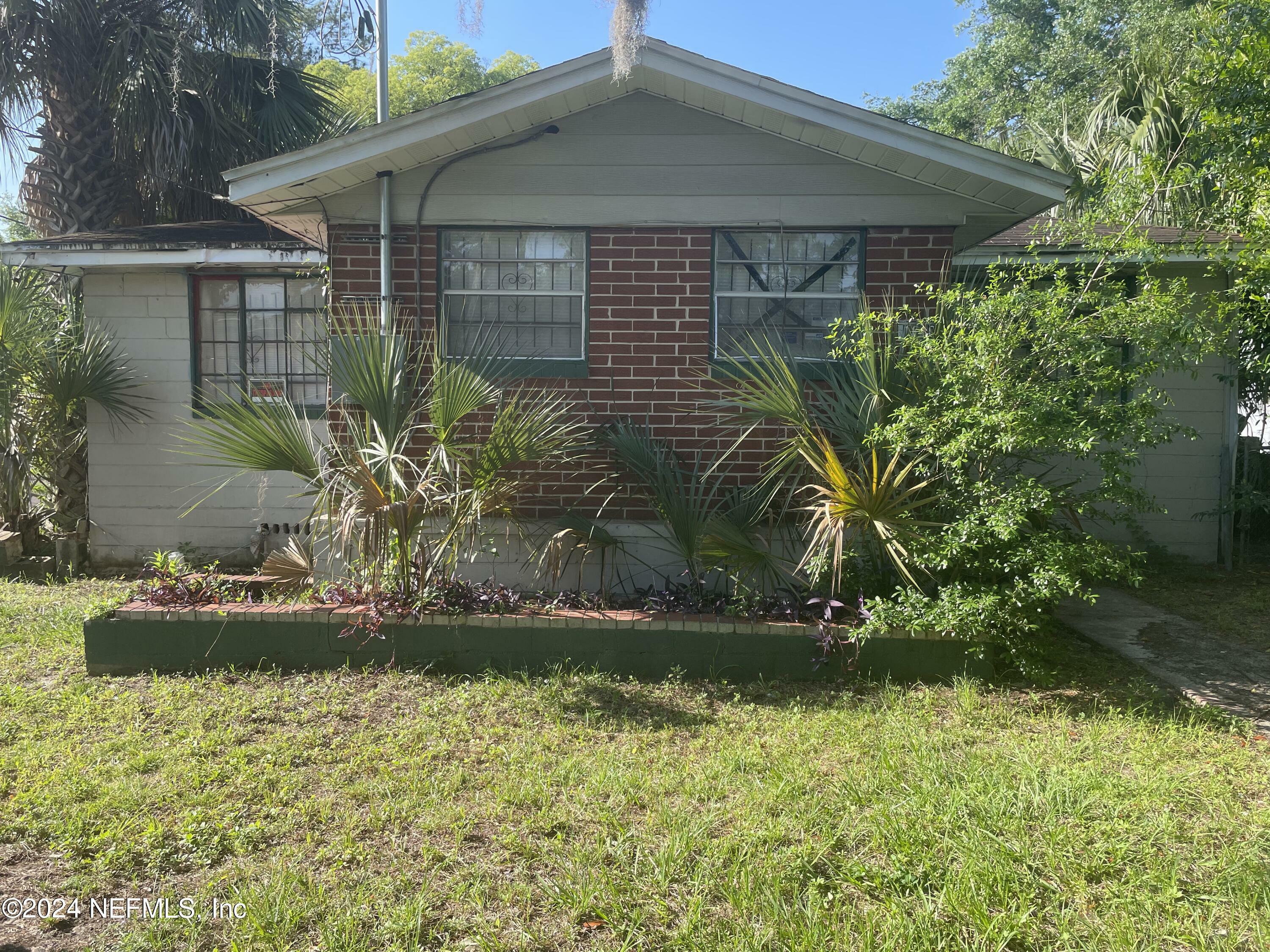 Property Photo:  1610 W 36th Street  FL 32209 