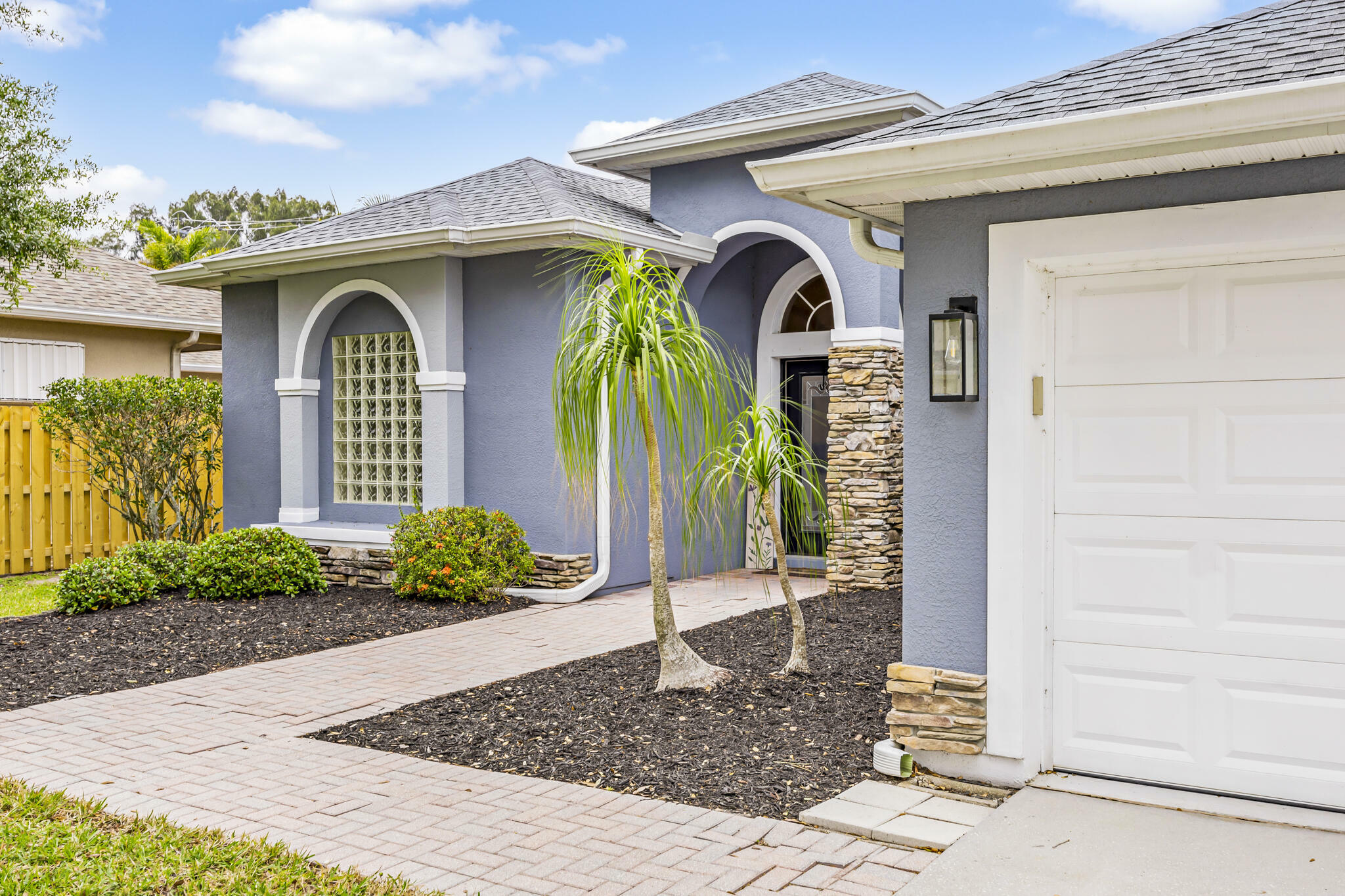 Property Photo:  2183 Woodfield Circle  FL 32904 