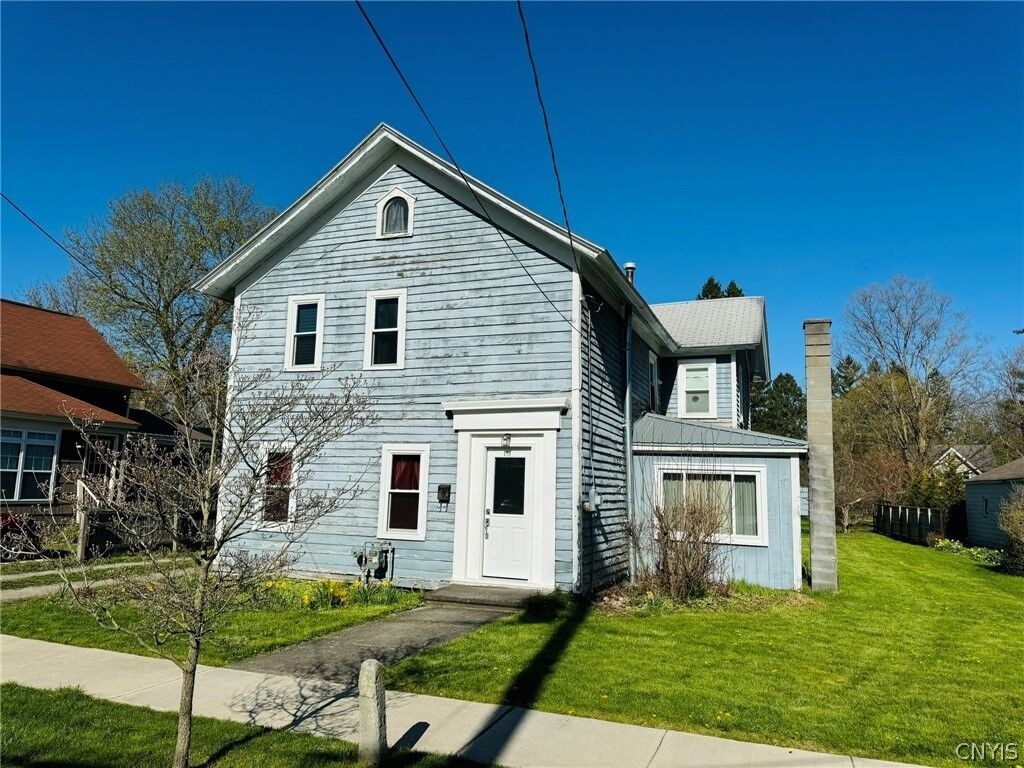 Property Photo:  7 S William Street  NY 13077 