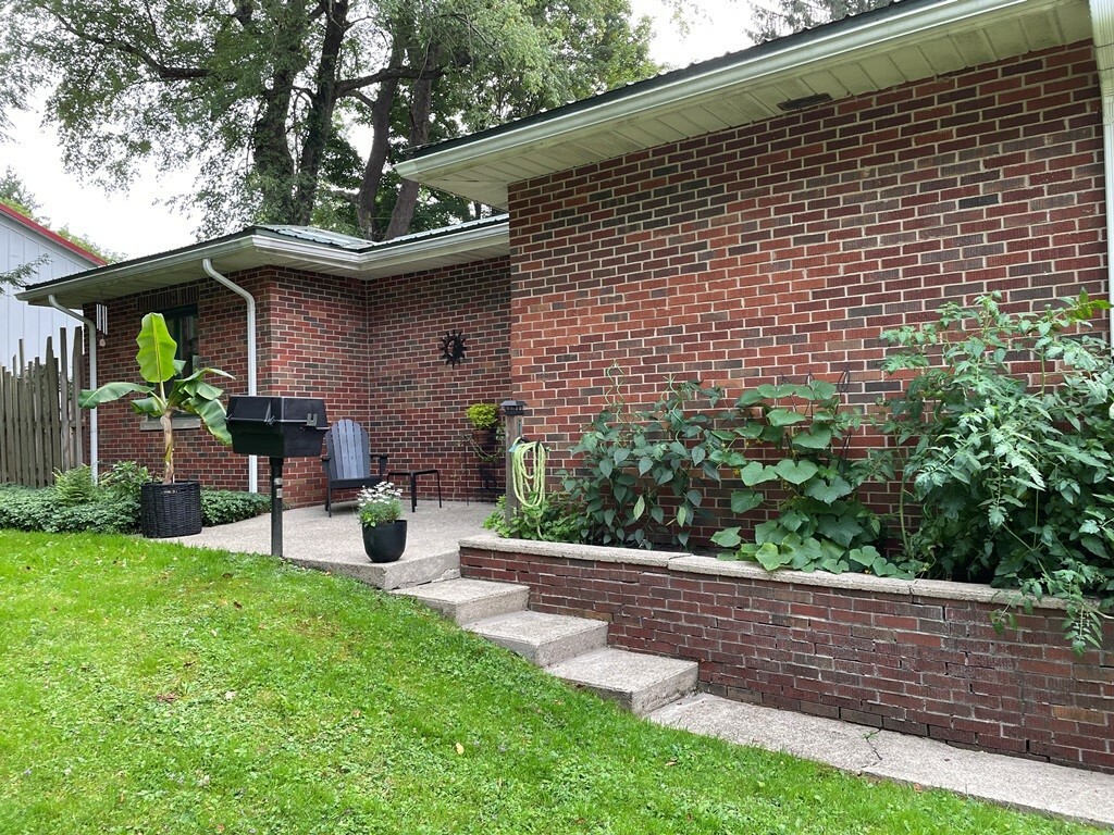Property Photo:  106 Conneauttee Drive  PA 16412 
