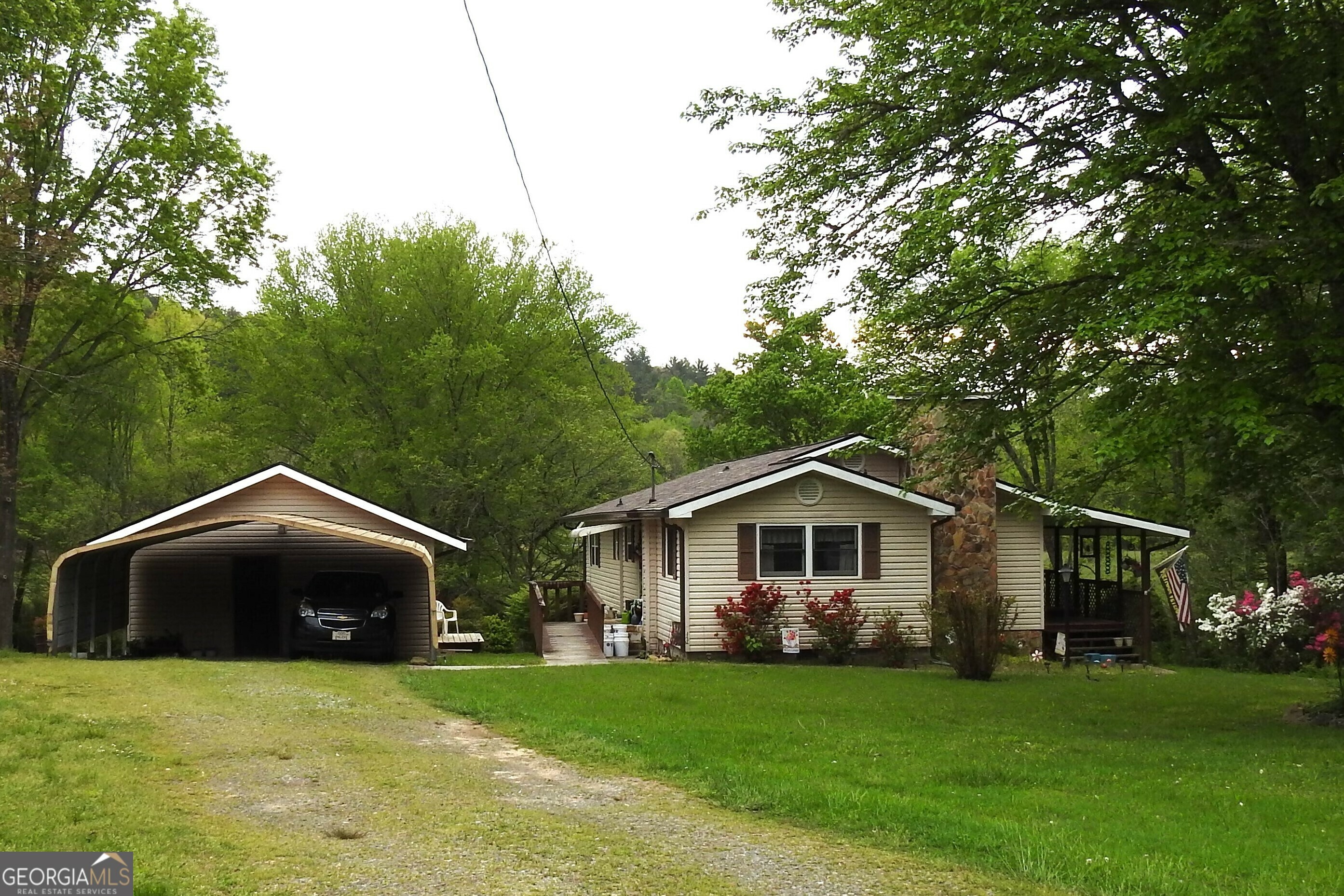 Property Photo:  267 Mountain Rivers Road  GA 30559 