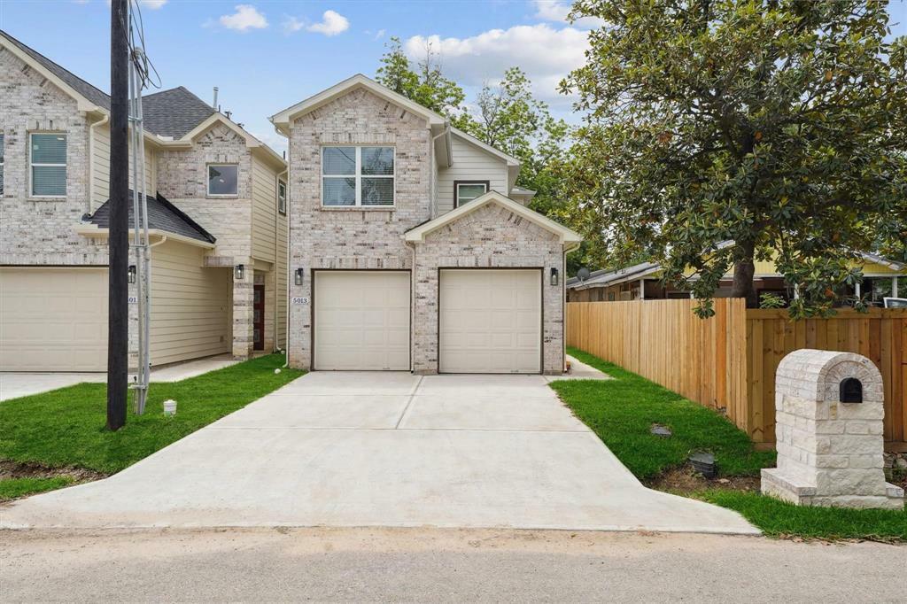 Property Photo:  5013 Golden Forest Drive  TX 77091 