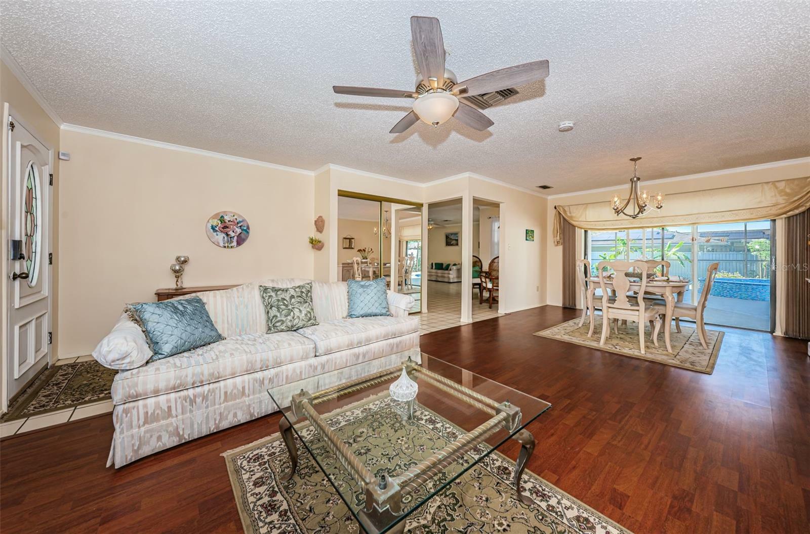 Property Photo:  3029 Oak Cove Drive  FL 33759 