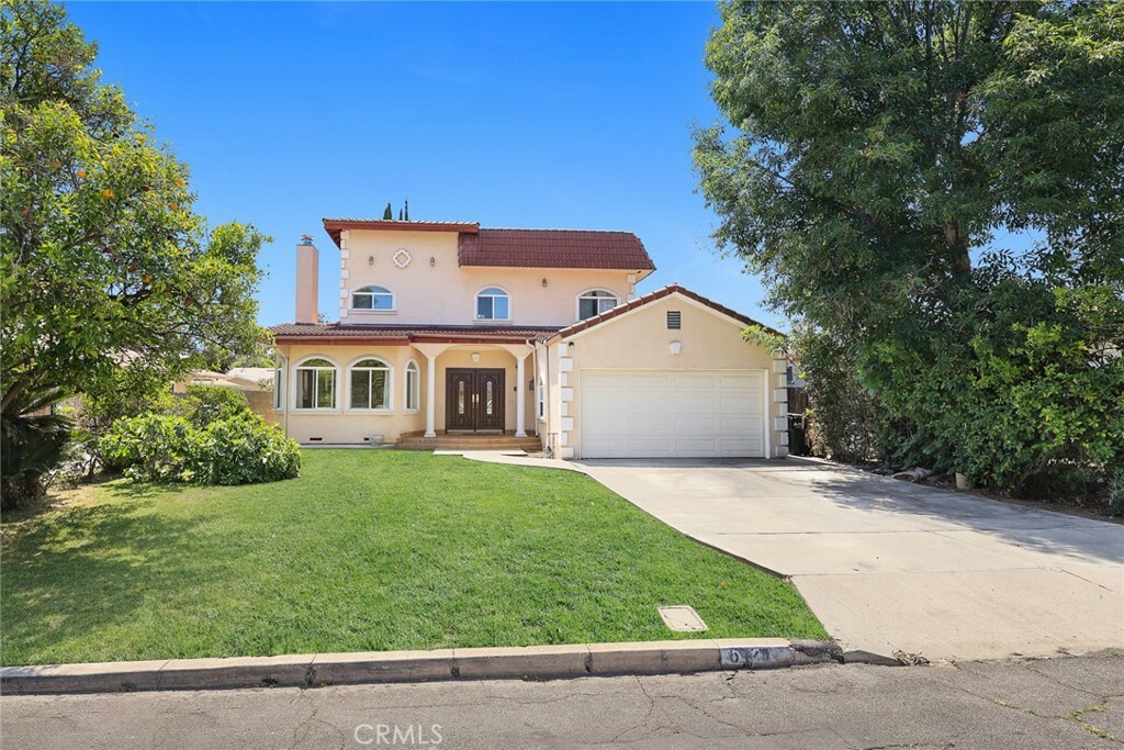 Property Photo:  6121 Avon Avenue  CA 91775 