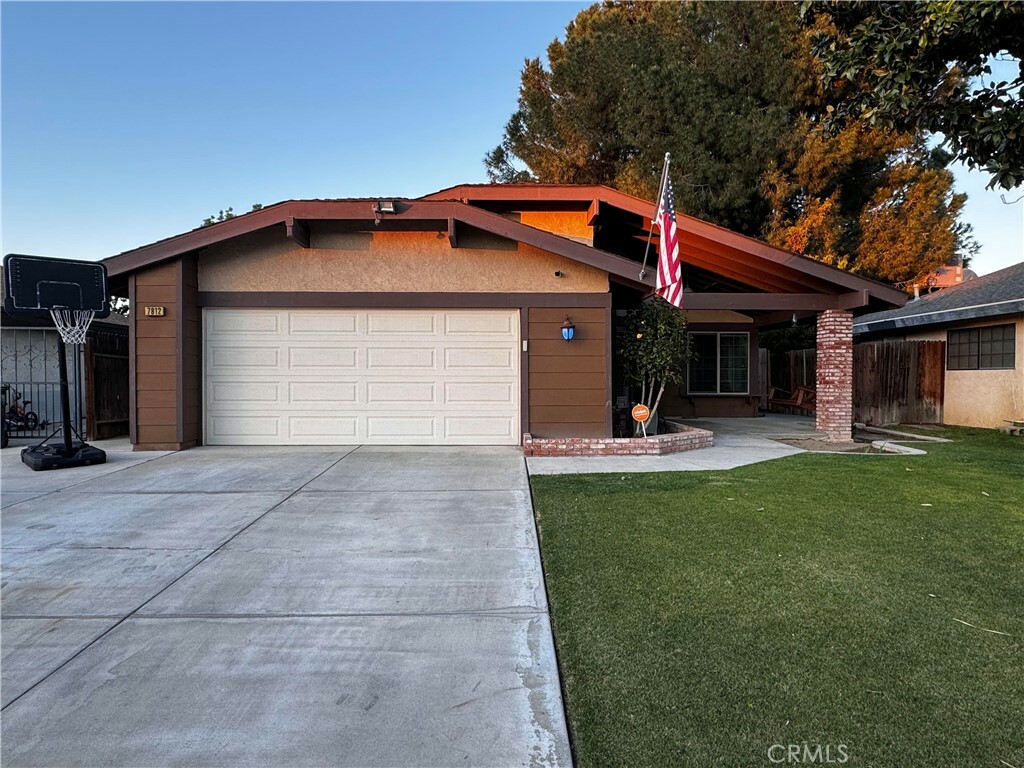 Property Photo:  7812 Cibola Drive  CA 93309 