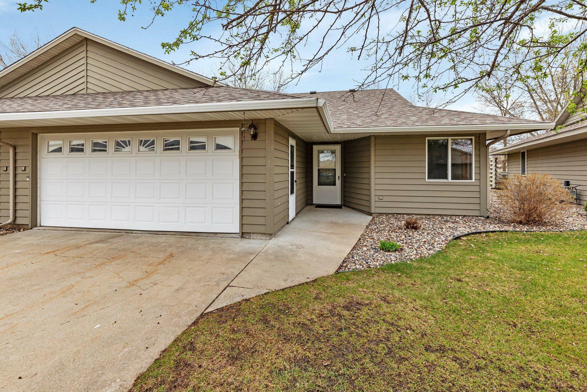Property Photo:  140 Par Lane  MN 56320 