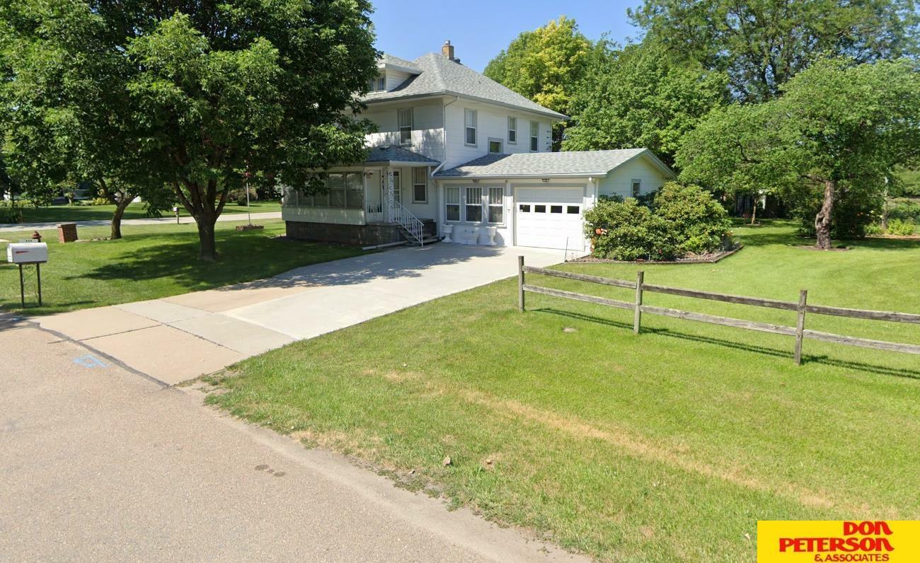 Property Photo:  425 W Cloverly Road  NE 68025 