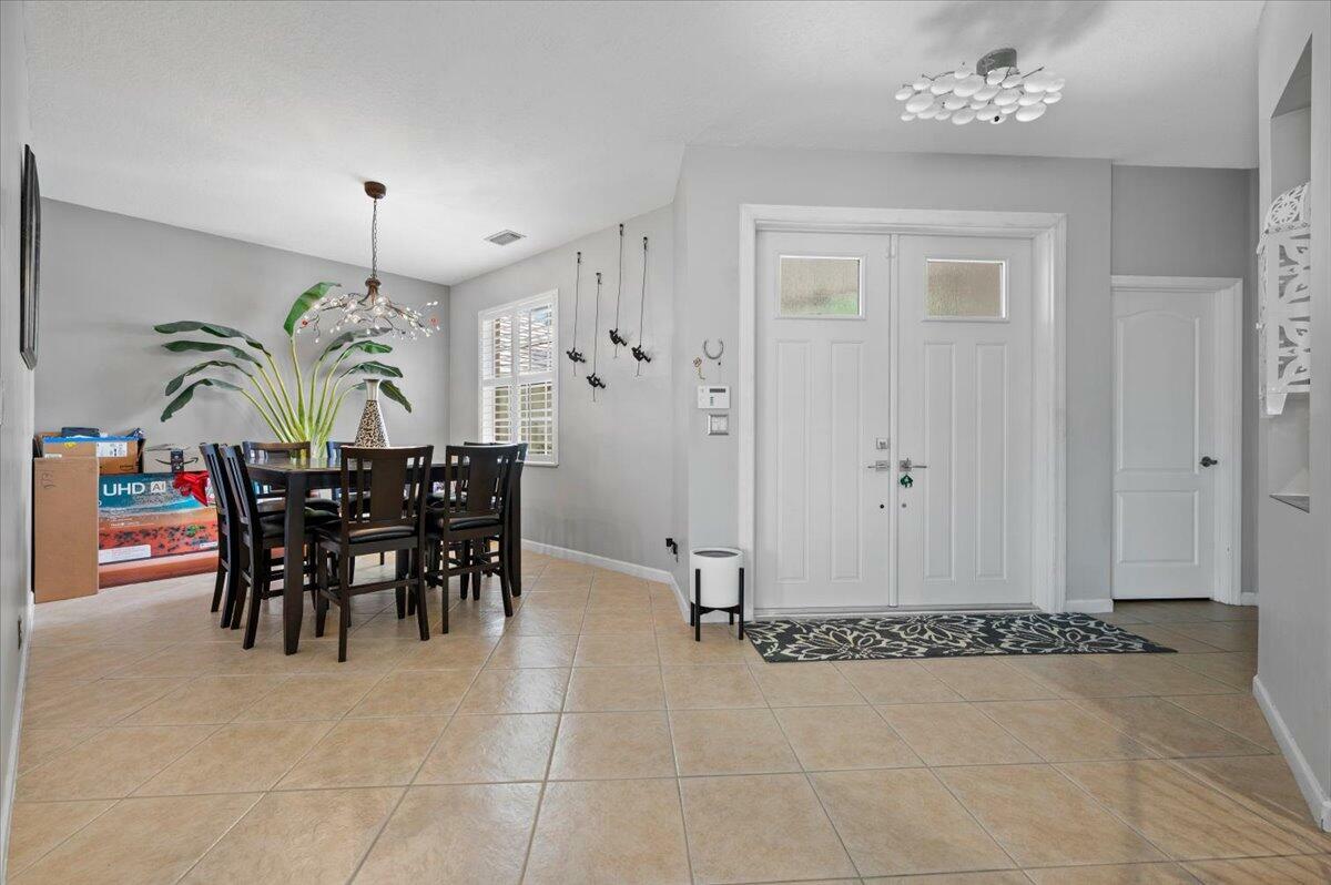 Property Photo:  178 Canterbury Place  FL 33414 