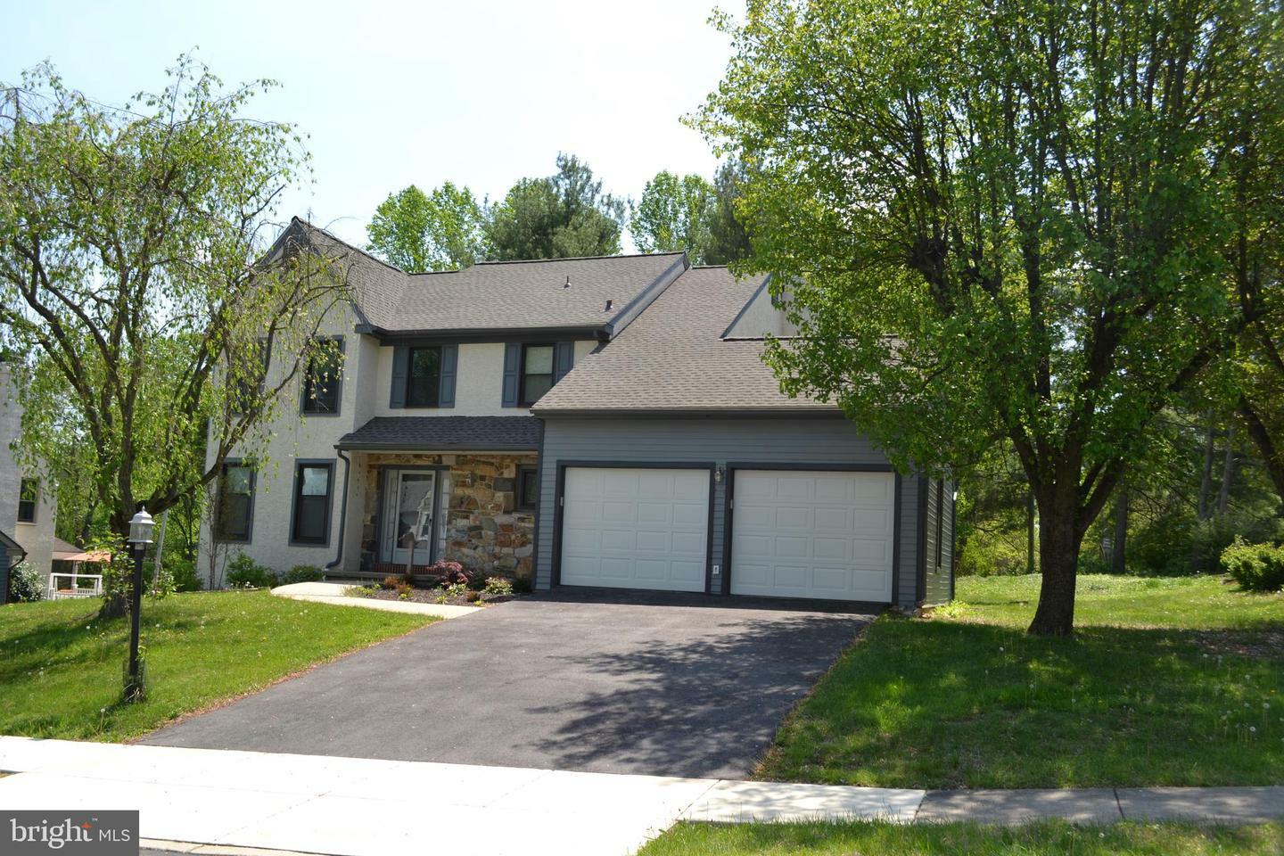 Property Photo:  200 County Claire Lane  PA 19014 