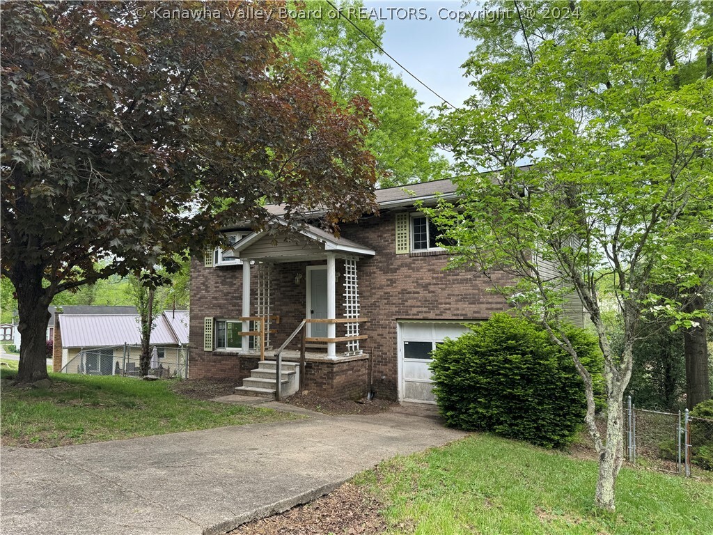 Property Photo: 124 Honeysuckle Lane WV 25064