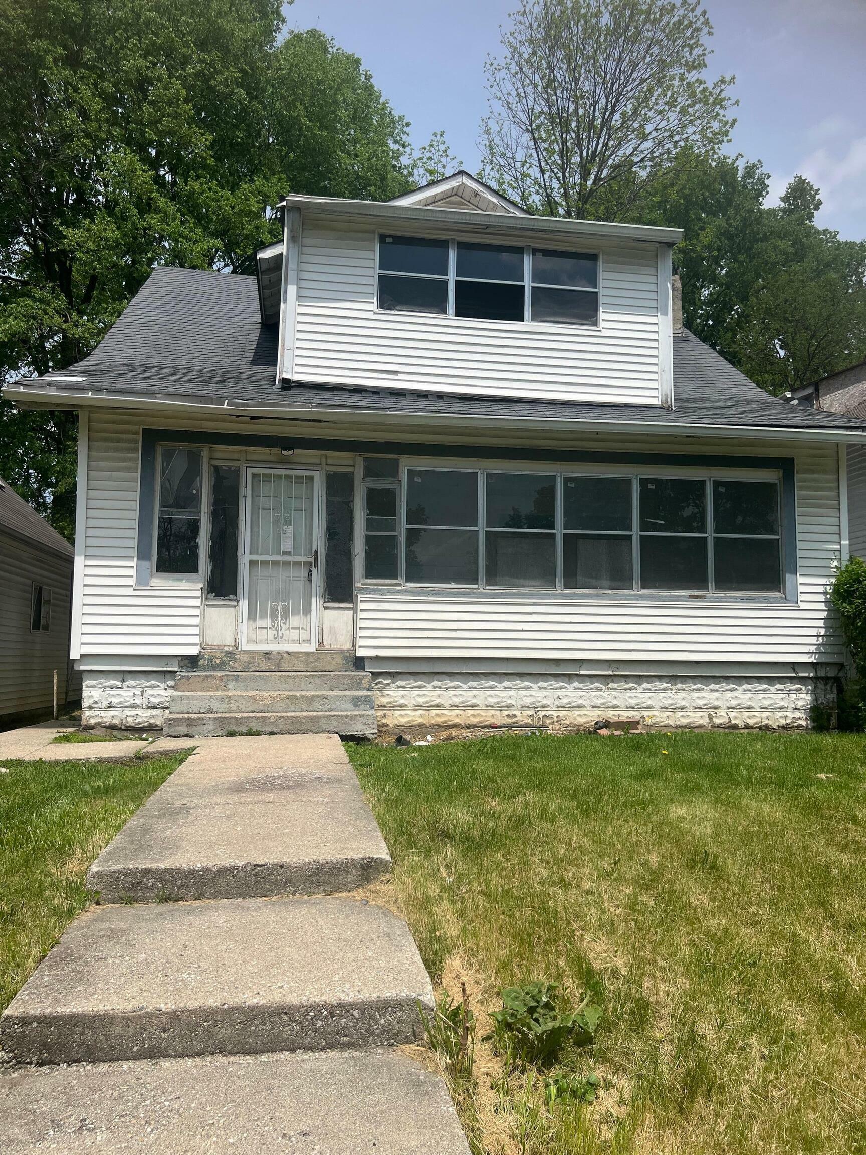 1232 W 35th Street  Indianapolis IN 46208 photo
