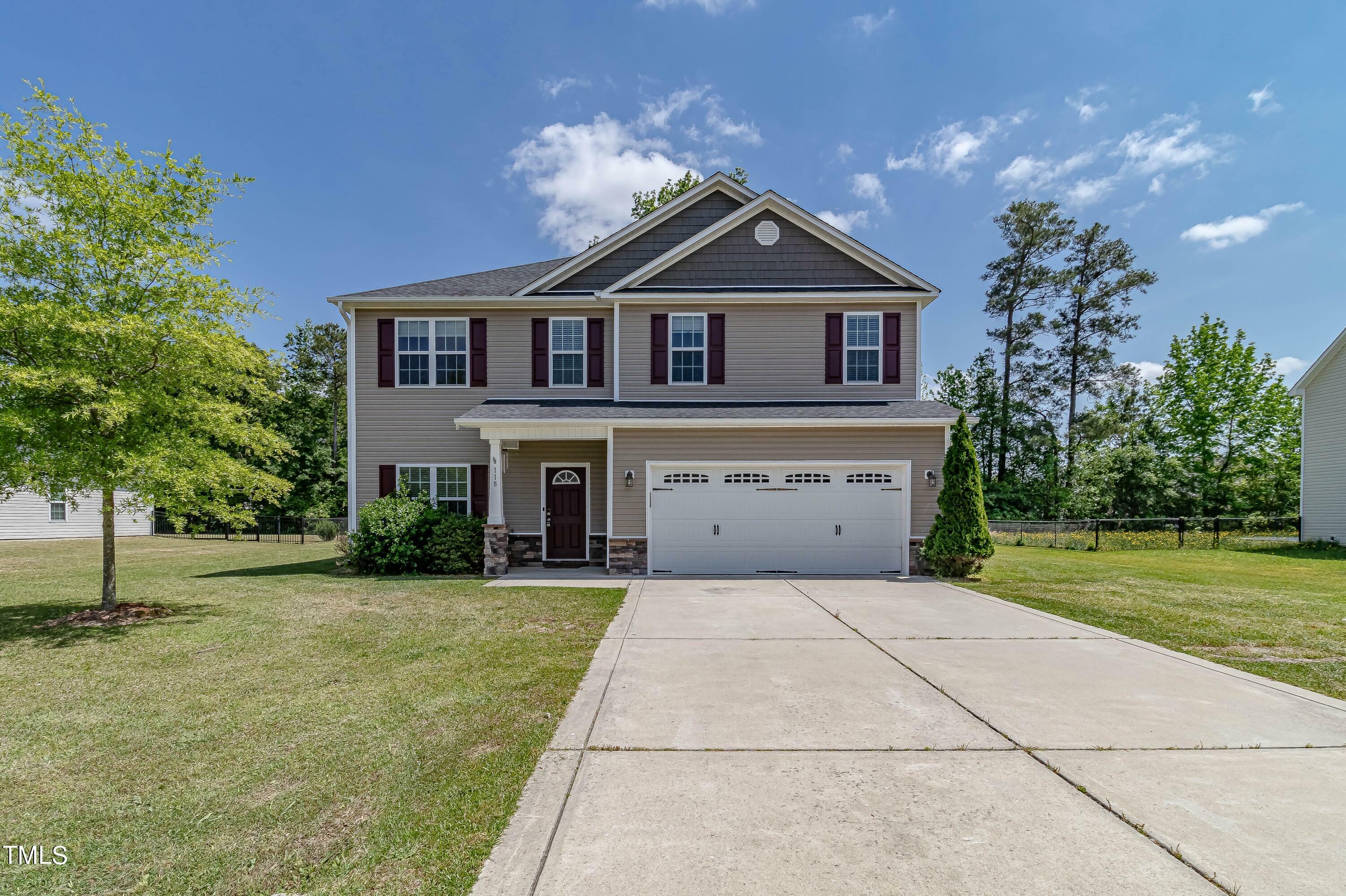 Property Photo:  118 Kingsmill Drive  NC 27863 