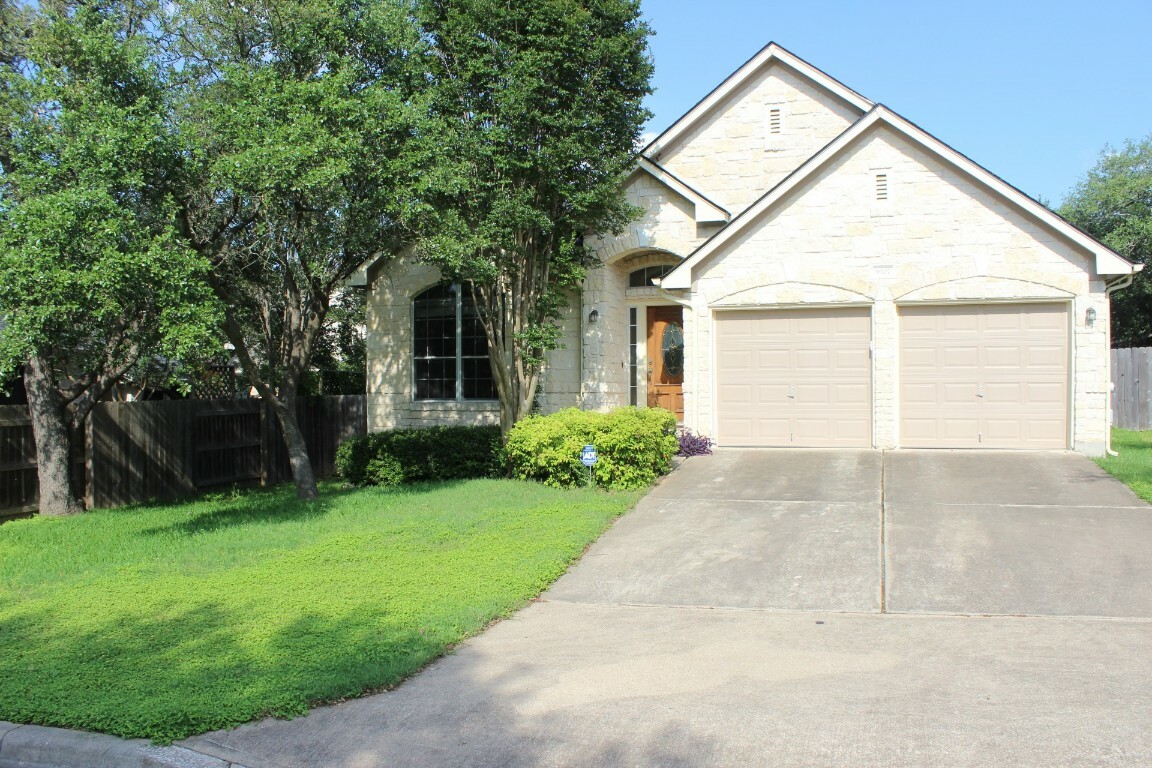 Property Photo:  9107 La Siesta Bend  TX 78749 