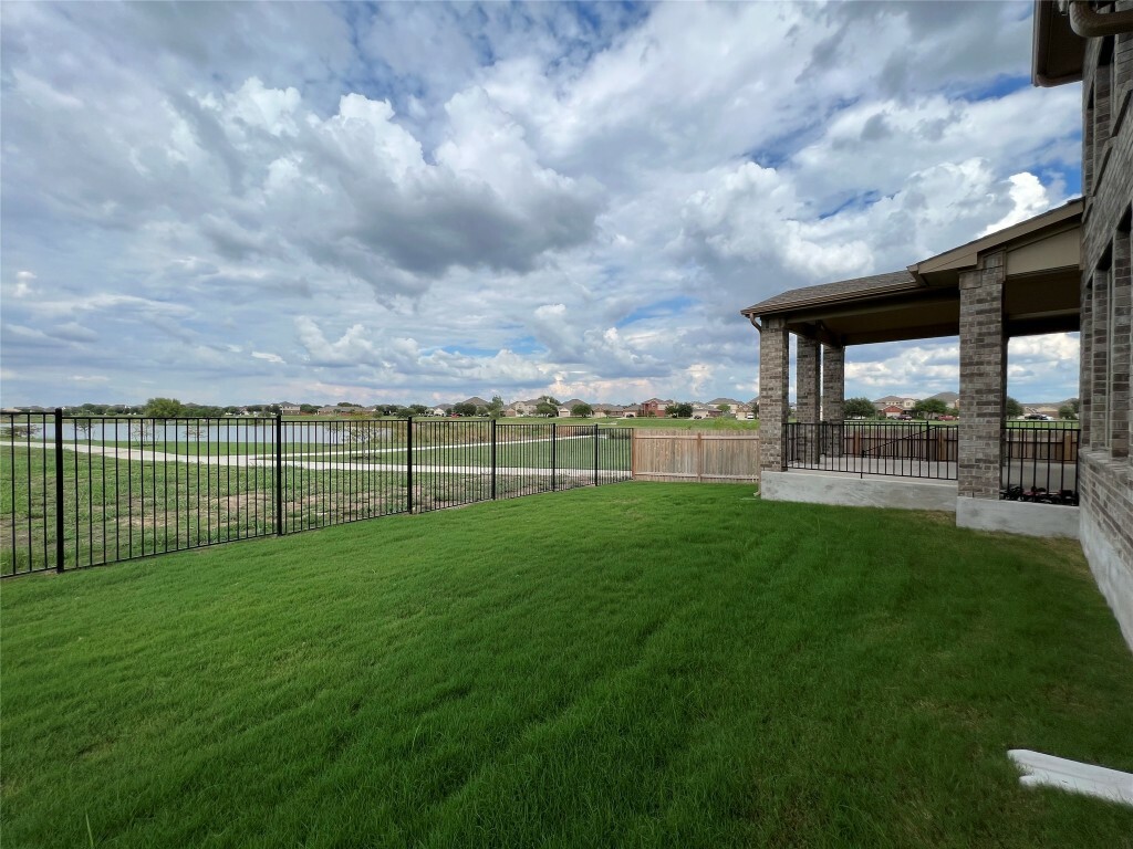Property Photo: 3608 Finny Lane TX 78660