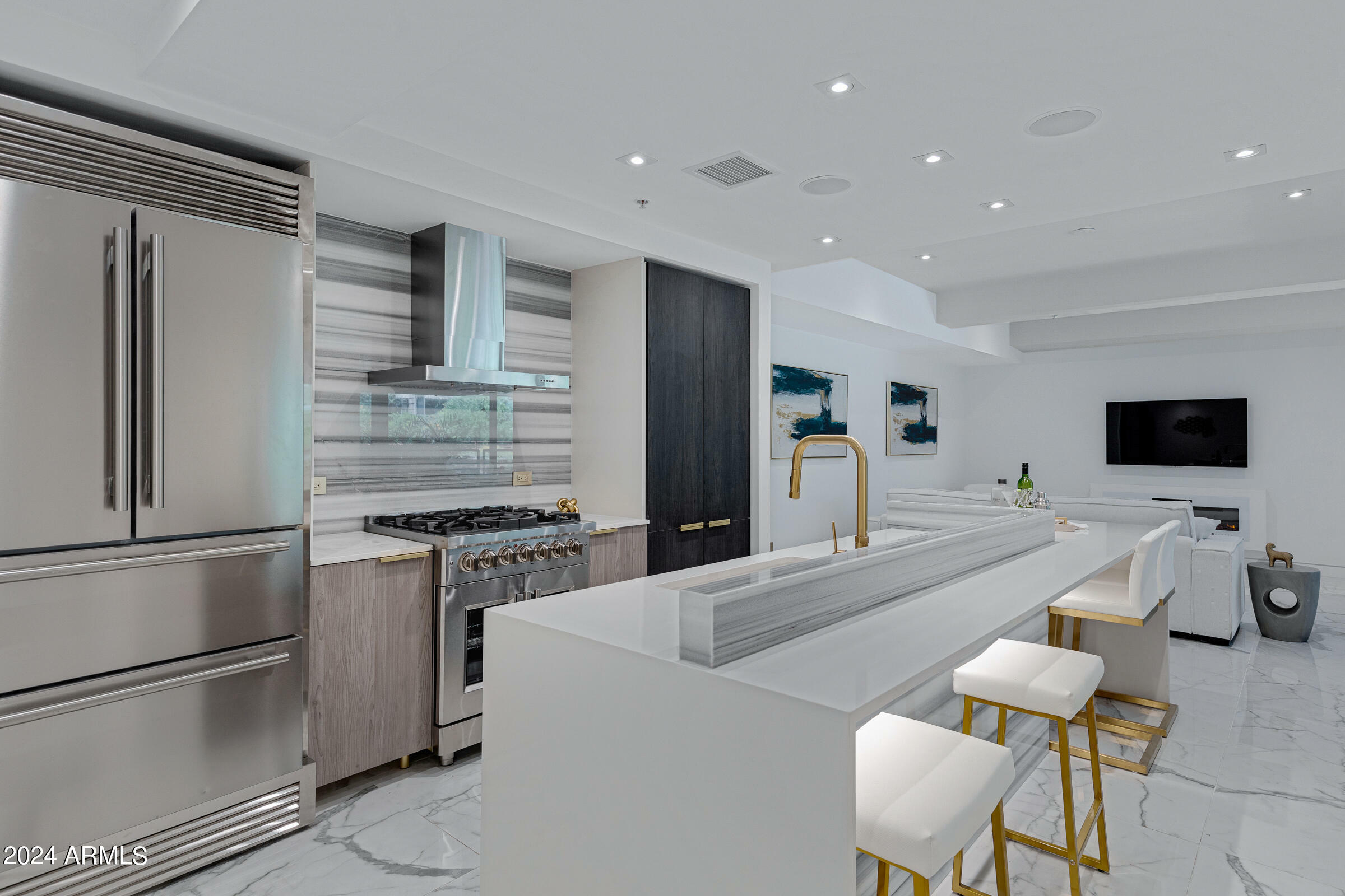Property Photo:  7167 E Rancho Vista Drive 3003  AZ 85251 