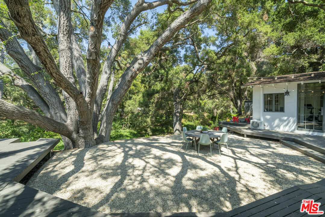 Property Photo:  539   Live Oak Circle Dr  CA 91302 