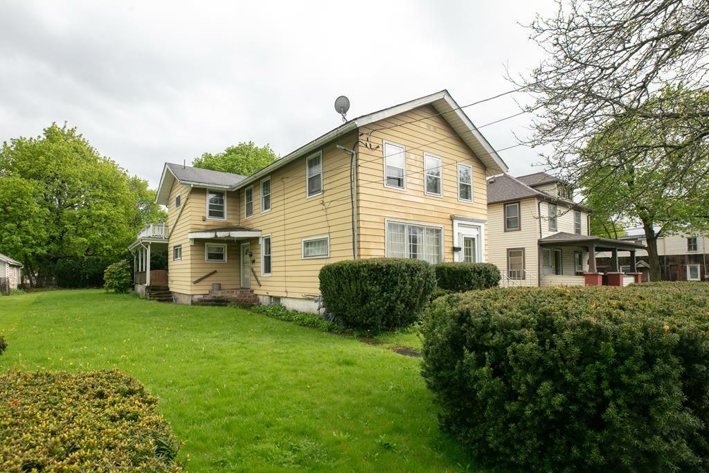 Property Photo:  706 E Washington Avenue  NY 14901 