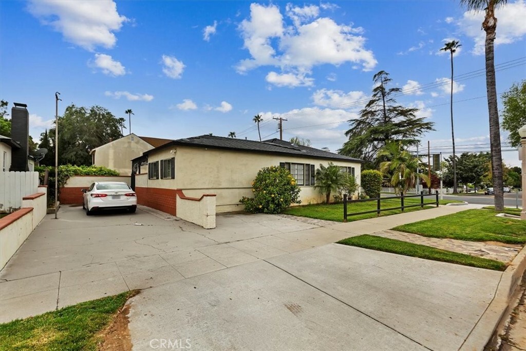 Property Photo:  4910 Brockton Avenue  CA 92506 