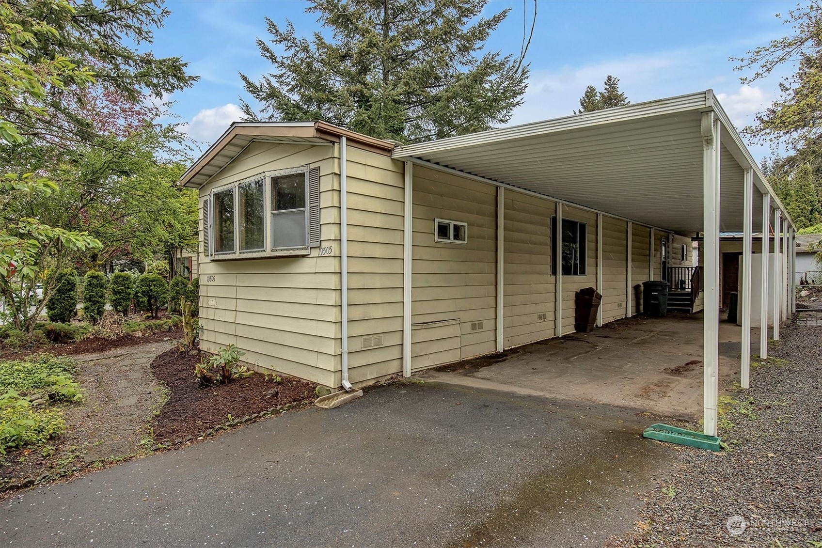 Property Photo:  19505 129th Avenue NE  WA 98011 