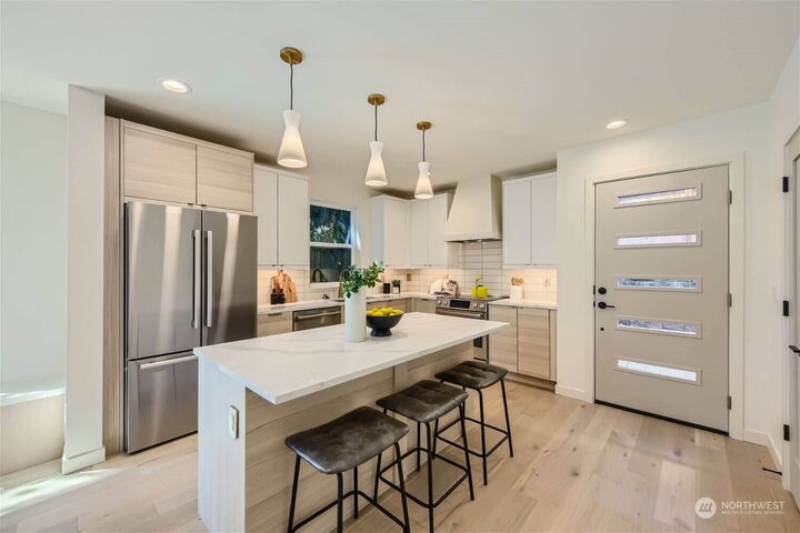 Property Photo:  7031 25th Avenue NW  WA 98117 