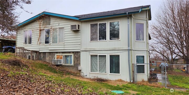 Property Photo:  53182 Lewis Lane  OR 97862 