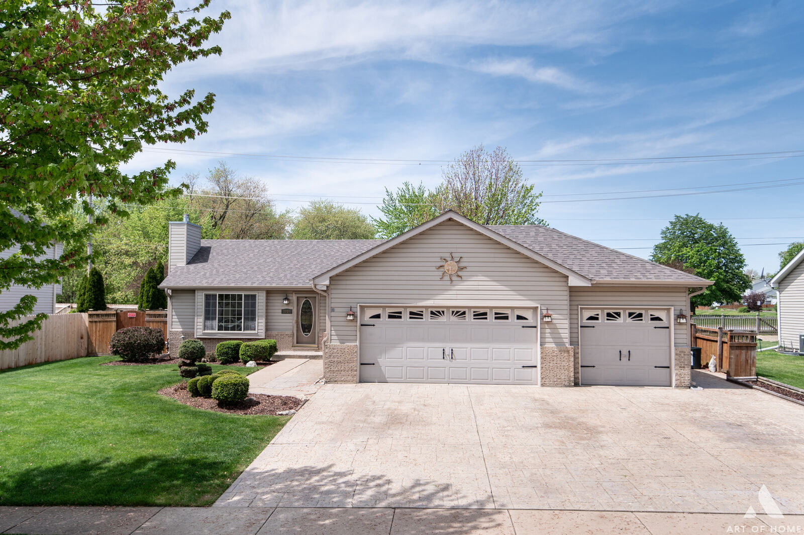 Property Photo: 1717 W Mystic Drive IL 60586