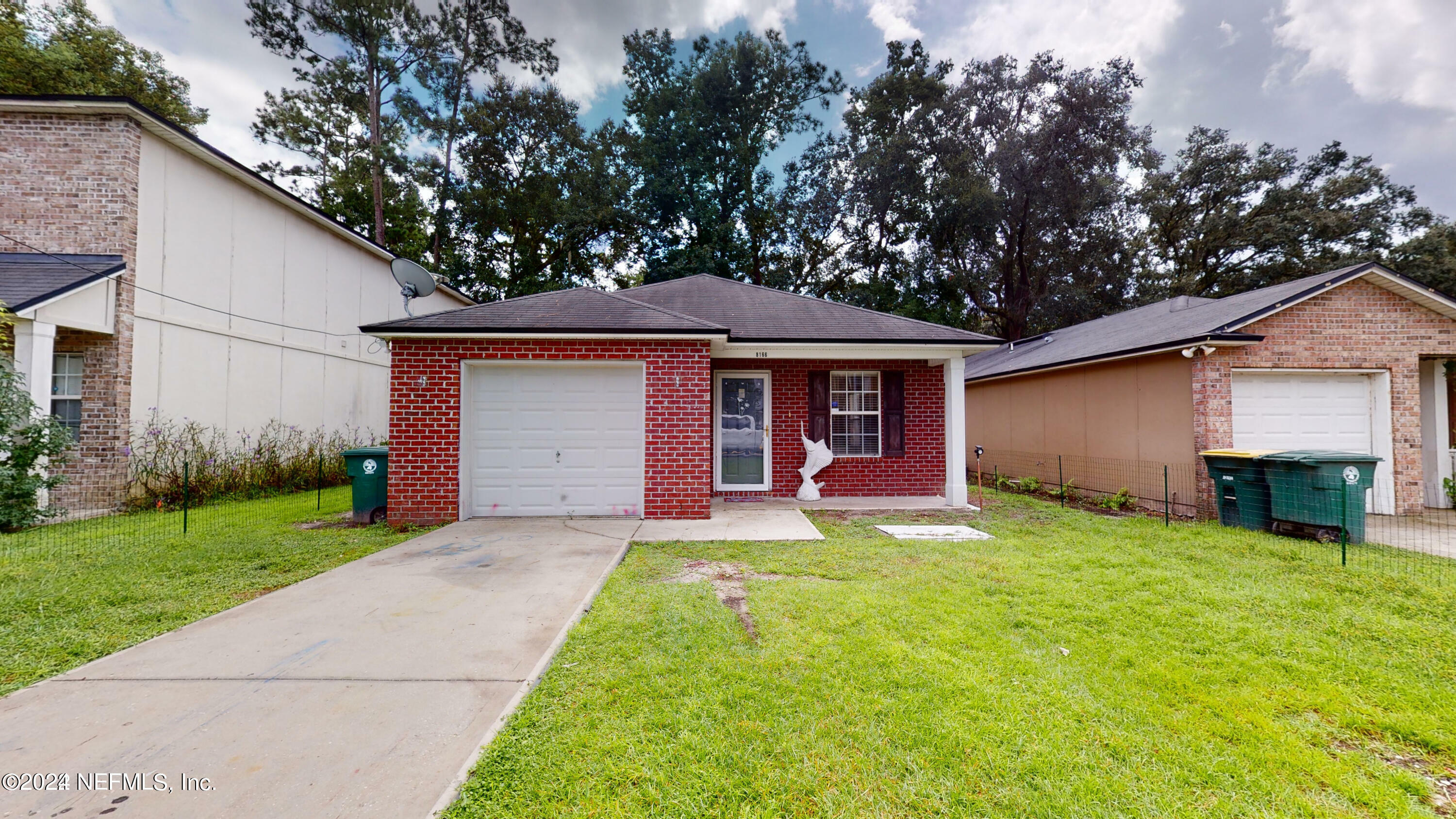 Property Photo:  8166 Oden Avenue  FL 32216 