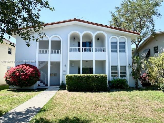 Property Photo: 517 Menendez Ave 521 FL 33146