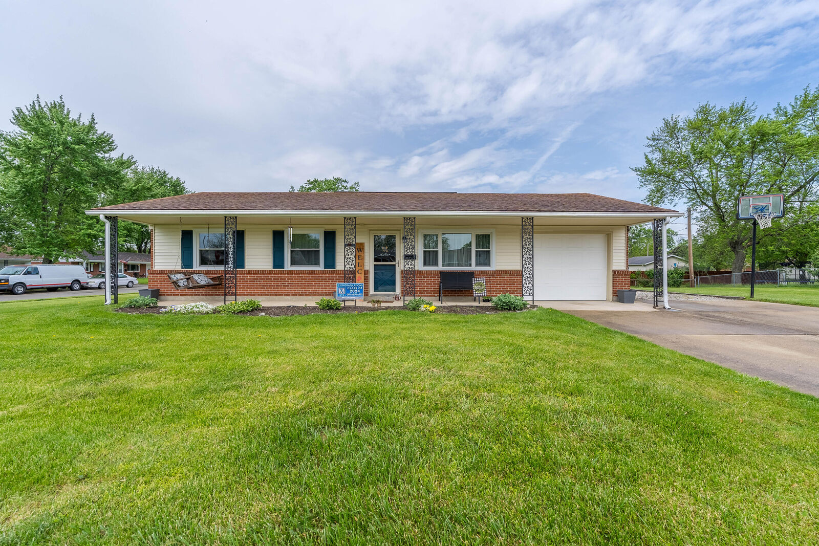 Property Photo:  415 Skipper Court  OH 45322 