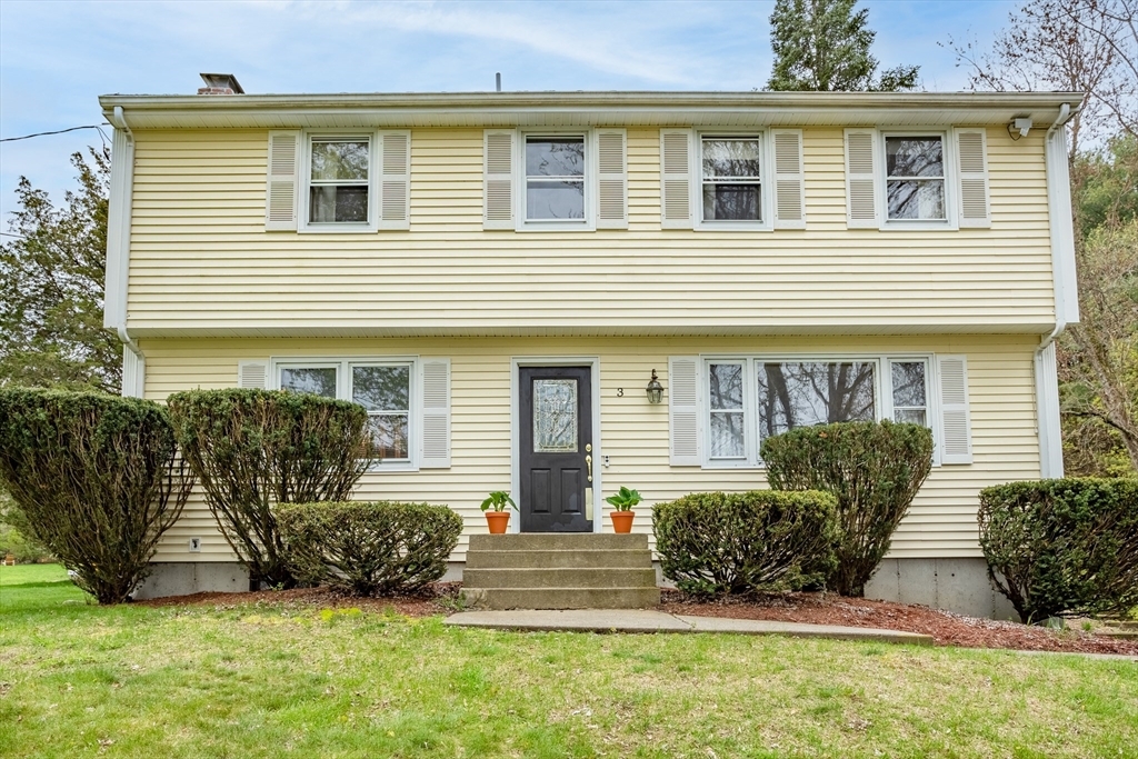 Property Photo:  3 Meadowbrook Rd  MA 01720 